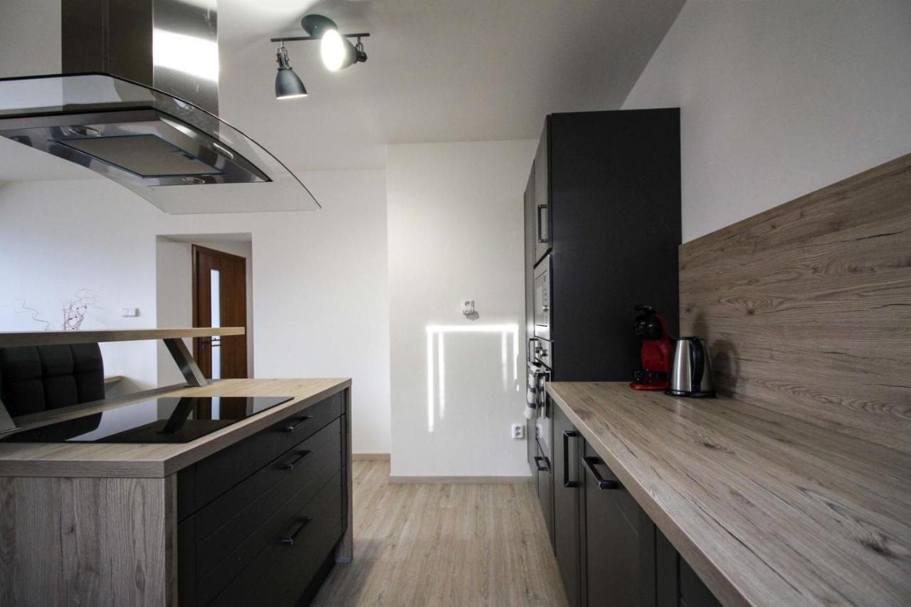 Apartman Pod Hrebienkom Apartment Velky Slavkov Luaran gambar